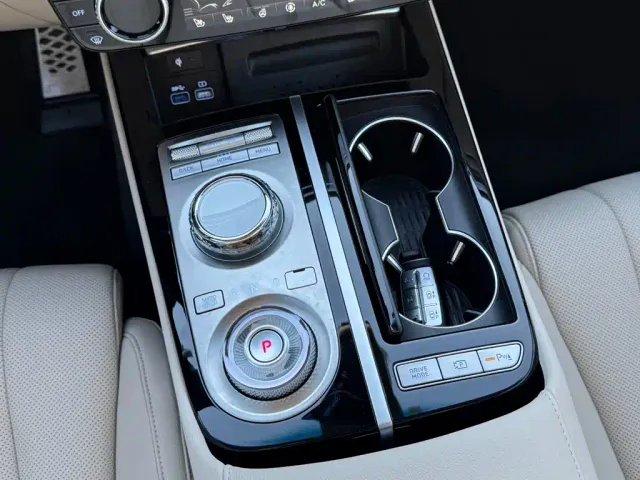 Genesis G80 — Фото автомобиля 29