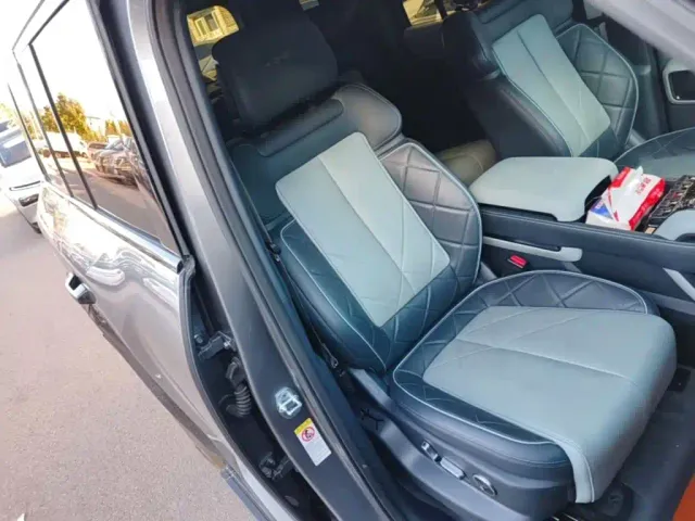BYD FangChengBao Leopard 5 — Фото автомобиля 24