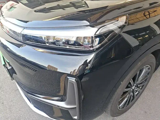 Geely Galaxy M9 — Фото автомобиля 23