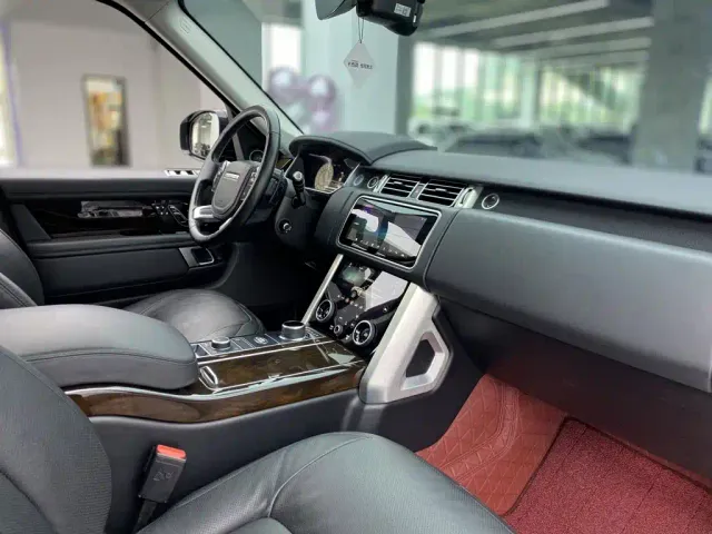 Land Rover Range Rover — Фото автомобиля 20