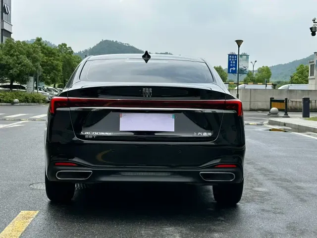 Buick LaCrosse — Фото автомобиля 8