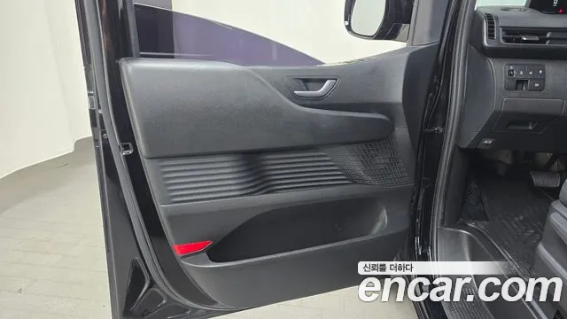 Hyundai Staria Staria Карго 3 места — Фото автомобиля 24