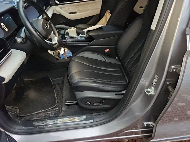Geely Xingyue L — Фото автомобиля 11