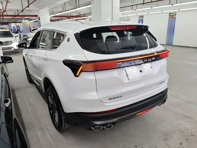 Jetour X70 Plus — Фото автомобиля 4