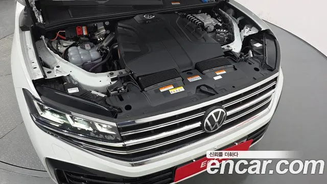Volkswagen Touareg Touareg 3 поколение 3.0 TDI Prestige — Фото автомобиля 6