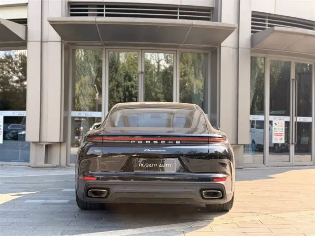 Porsche Panamera — Фото автомобиля 5