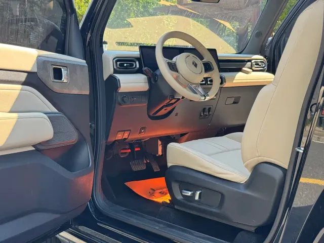 Baojun Yep — Фото автомобиля 5