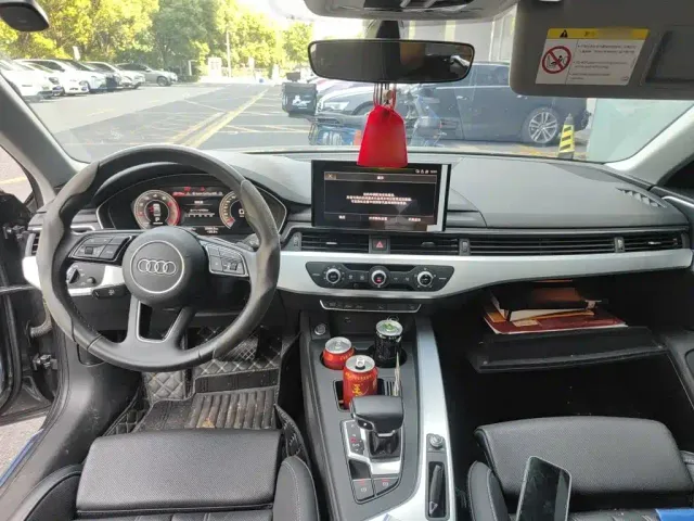 Audi A4L — Фото автомобиля 10
