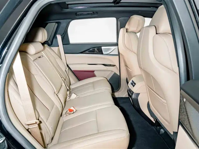 Cadillac XT5 — Фото автомобиля 21