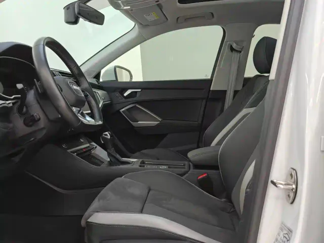 Audi Q3 — Фото автомобиля 16