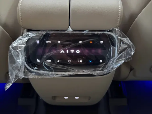 Aito M7 — Фото автомобиля 17