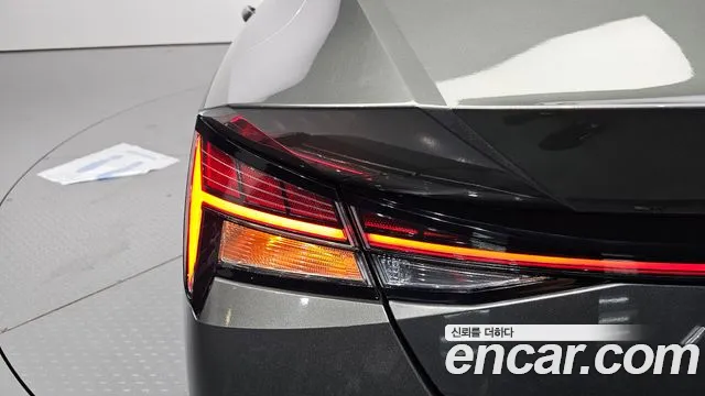 Hyundai Avante CN7 — Фото автомобиля 8