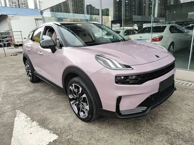 Lynk & Co 06 — Фото автомобиля 3