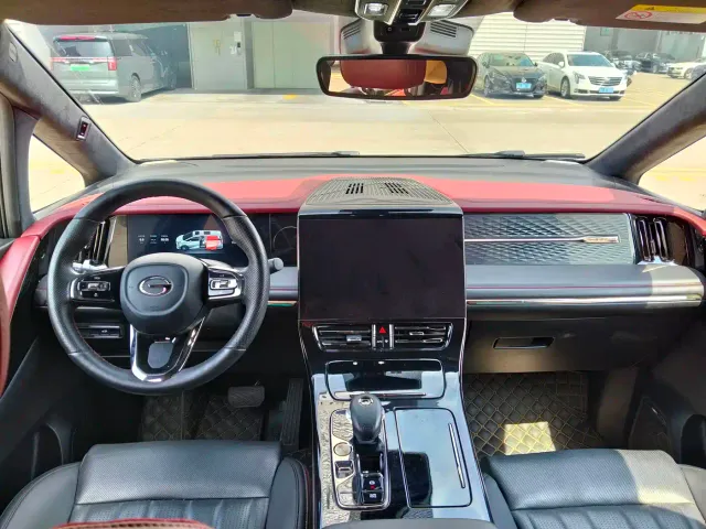 GAC Trumpchi M8 — Фото автомобиля 10