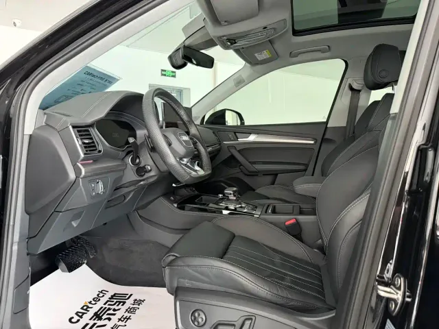 Audi Q5L — Фото автомобиля 6