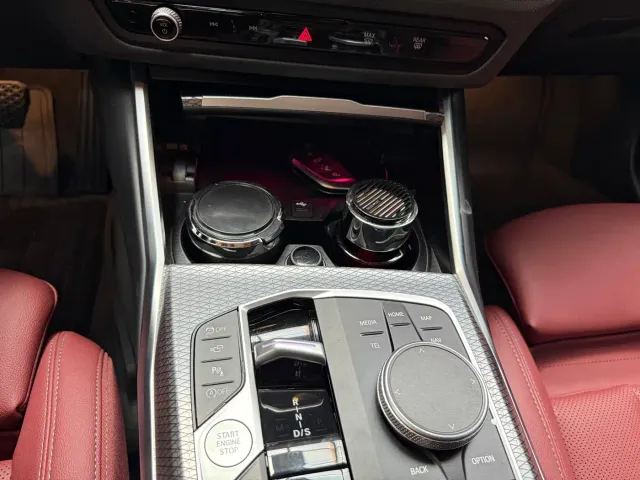 BMW 3 Series — Фото автомобиля 9