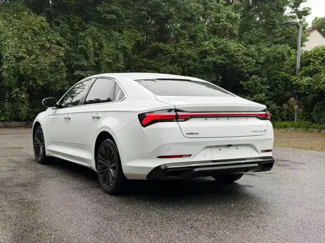 Geely Xingrui — Фото автомобиля 4