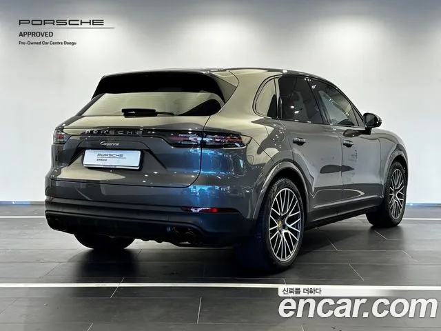 Porsche Cayenne — Фото автомобиля 5