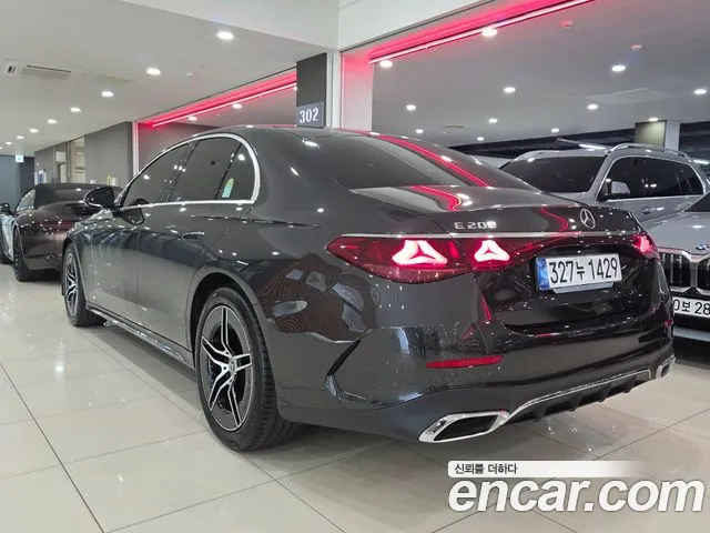 Mercedes-Benz E-Class W214 — Фото автомобиля 2