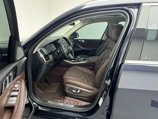 BMW X5 — Фото автомобиля 12