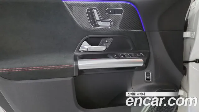 Mercedes-Benz GLA-Class — Фото автомобиля 14