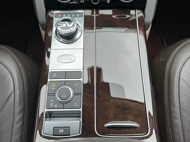 Land Rover Range Rover — Фото автомобиля 11