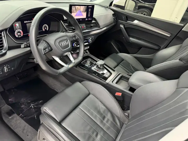 Audi Q5L — Фото автомобиля 14