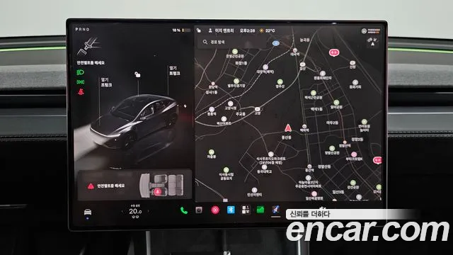 Tesla Model Y — Фото автомобиля 20