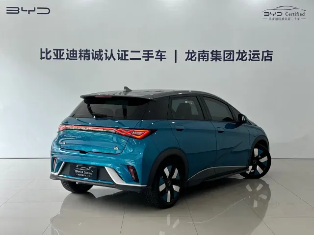 BYD Dolphin — Фото автомобиля 12