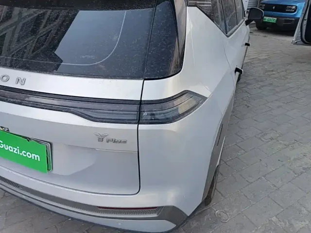 GAC Aion Y — Фото автомобиля 7