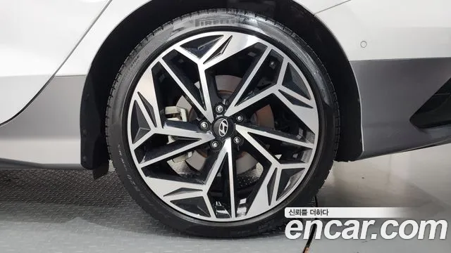 Hyundai Ioniq 6 — Фото автомобиля 6