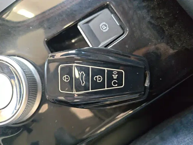 Geely Geometry E Firefly — Фото автомобиля 8