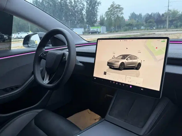 Tesla Model 3 2023 Rear-Wheel Drive — Фото автомобиля 15