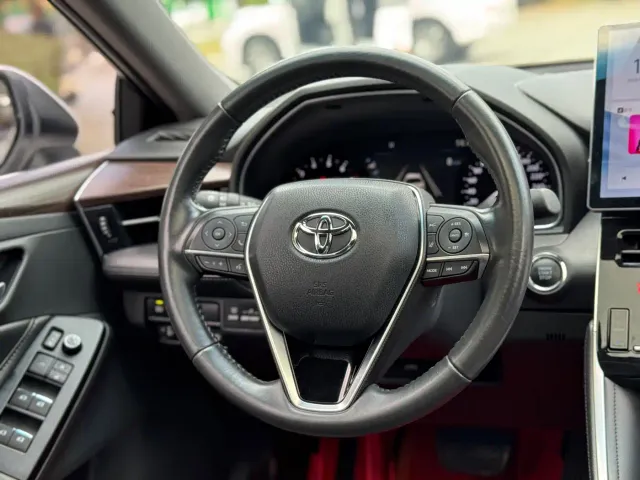 Toyota Avalon — Фото автомобиля 13