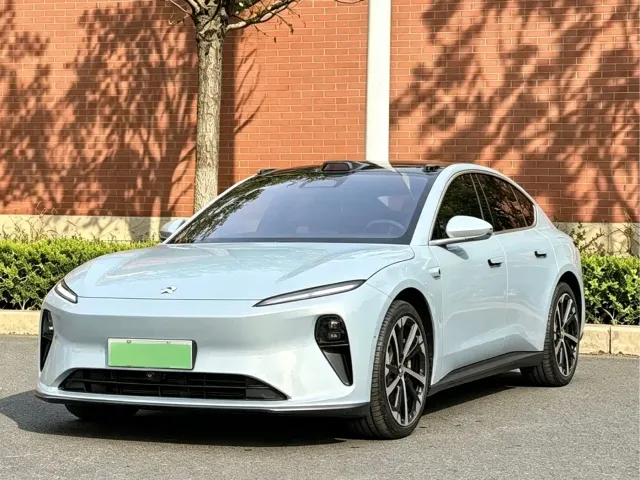 Фотография автомобиля — Nio ET5