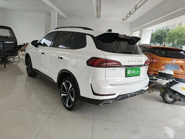 Roewe RX5 Max — Фото автомобиля 22