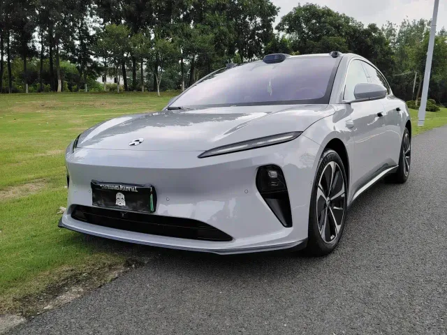 Фотография автомобиля — Nio ET5 Touring