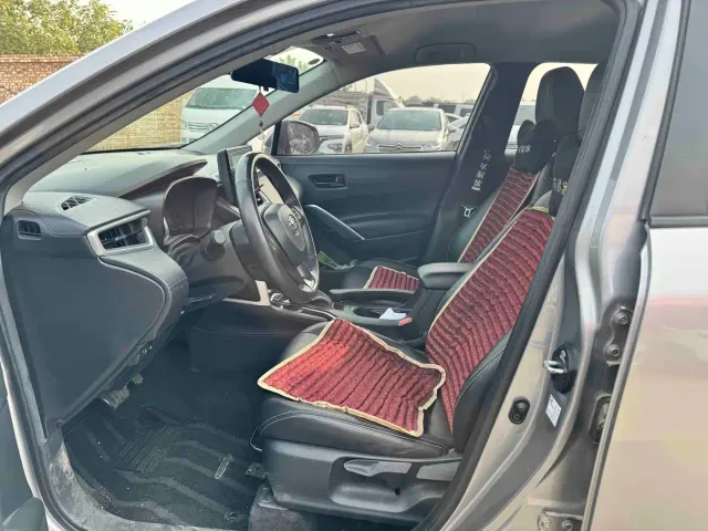 Toyota Corolla Cross — Фото автомобиля 4