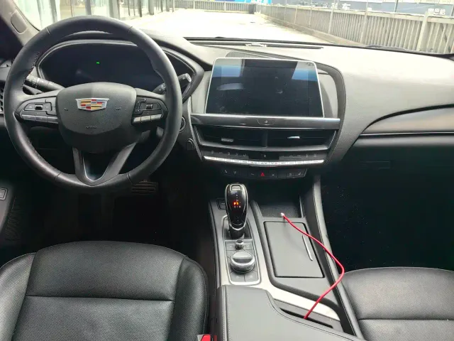 Cadillac CT5 — Фото автомобиля 9