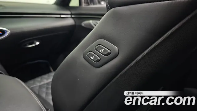 Genesis GV70 2.2 Дизель AWD — Фото автомобиля 25