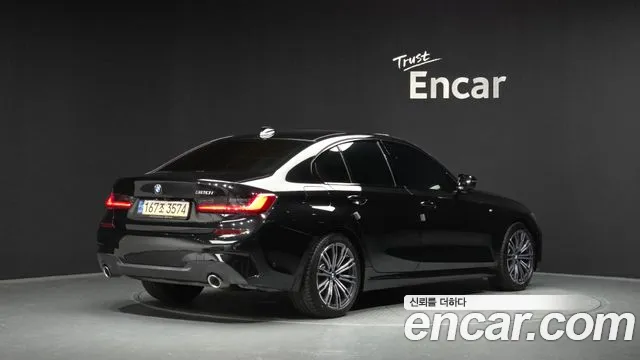 BMW 3-Series 3 серия (G20) 320i M Sport — Фото автомобиля 2