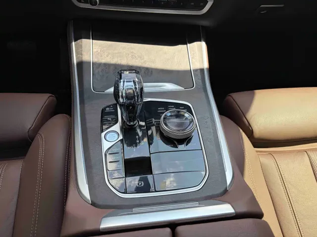 BMW X5 — Фото автомобиля 12