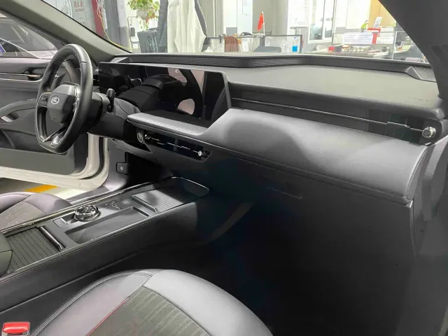 Ford Mondeo — Фото автомобиля 8