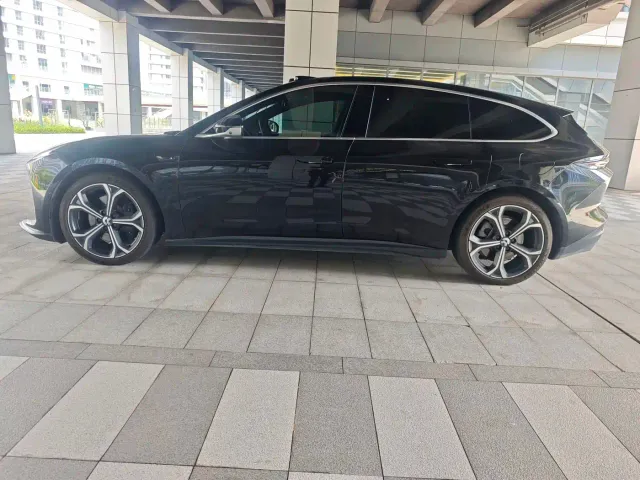 Nio ET5 Touring — Фото автомобиля 15