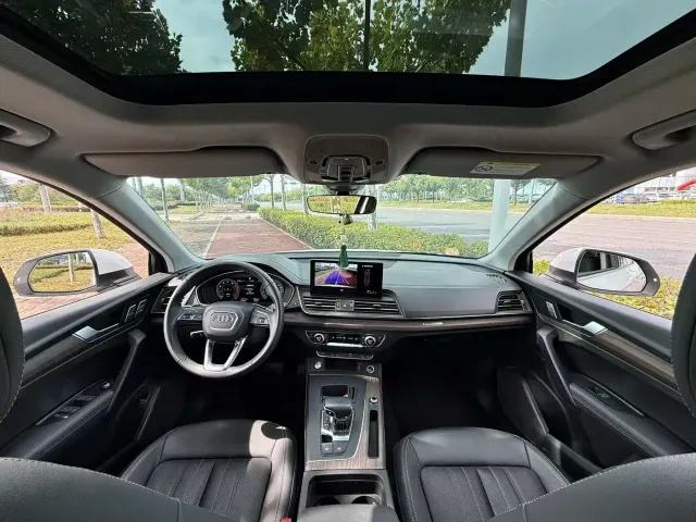 Audi Q5L — Фото автомобиля 7