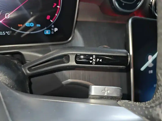 Mercedes-Benz C-Class — Фото автомобиля 13
