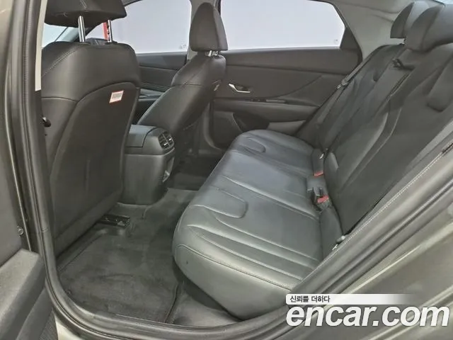 Hyundai Avante CN7 — Фото автомобиля 13