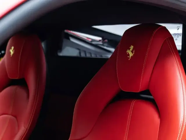 Ferrari F8 — Фото автомобиля 12