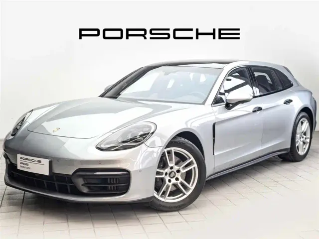 Фотография автомобиля — Porsche Panamera