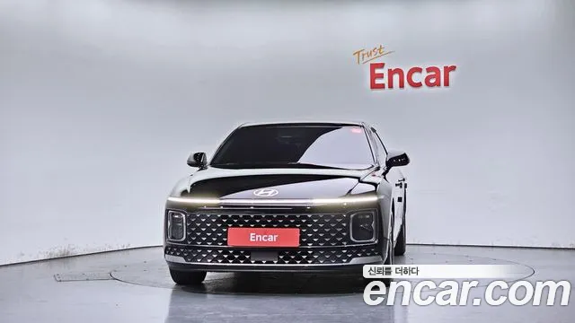 Hyundai Grandeur GN7 — Фото автомобиля 3